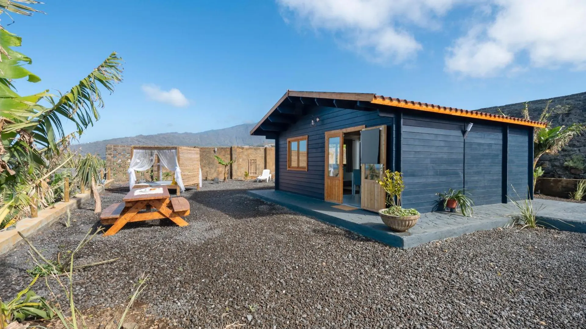Villa Dely タサコルテ スペイン
